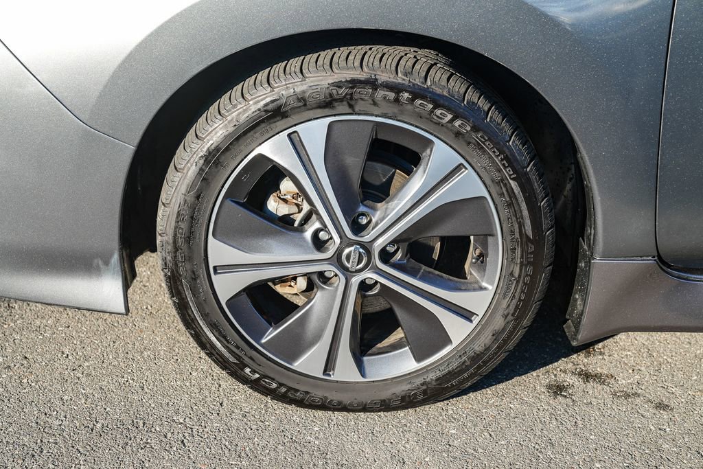 Used 2018 Nissan Leaf SL w/ SL Technology Package image 11