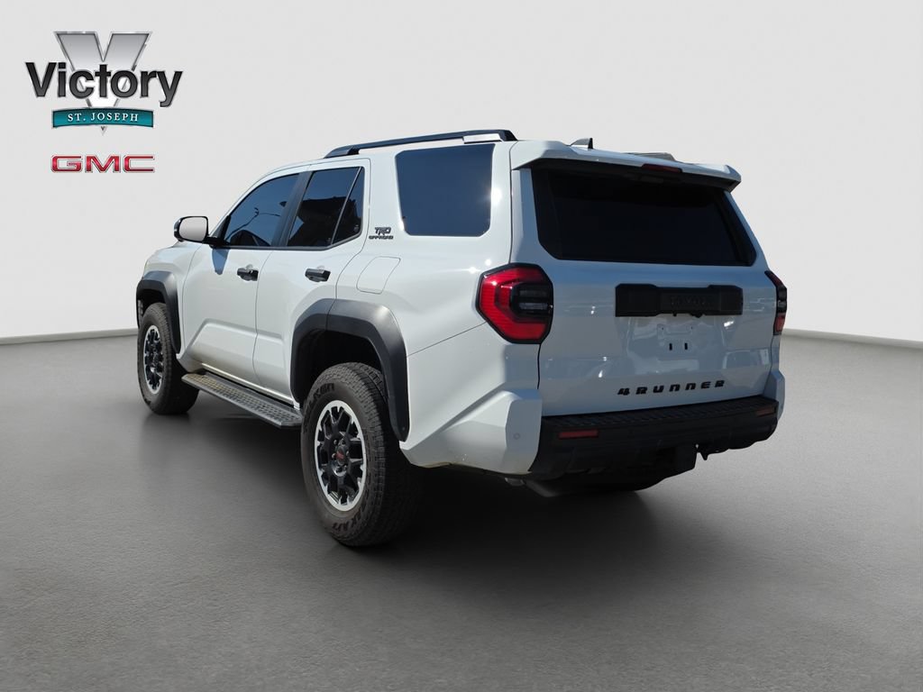 Used 2025 Toyota 4Runner TRD Off-Road Premium AWD/4WD image 15