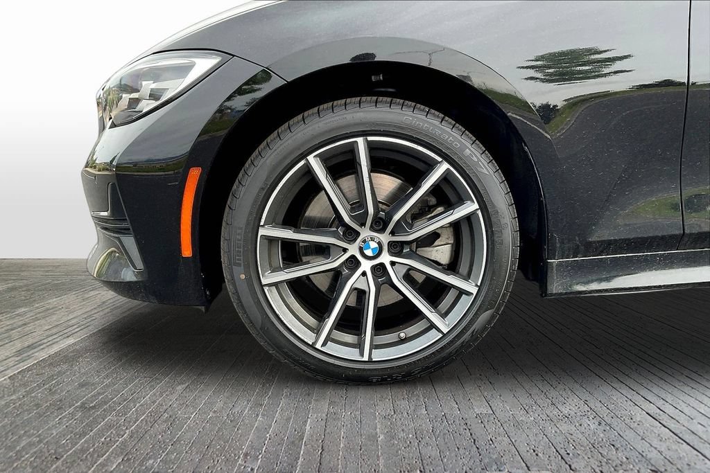 Used 2019 BMW 330i xDrive Sedan w/ Driving Assistance Package AWD/4WD image 33