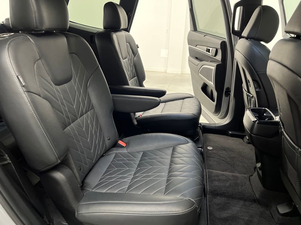Used 2024 Kia Telluride EX X-Line image 18