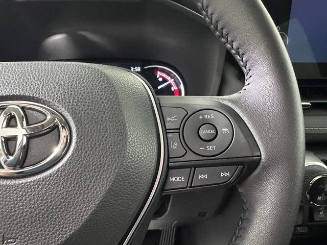 Used 2023 Toyota RAV4 XLE Premium AWD/4WD image 26