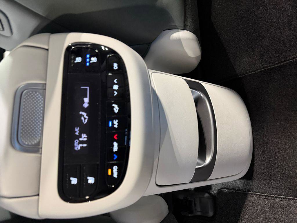 New 2026 Hyundai Ioniq 9 Calligraphy image 20