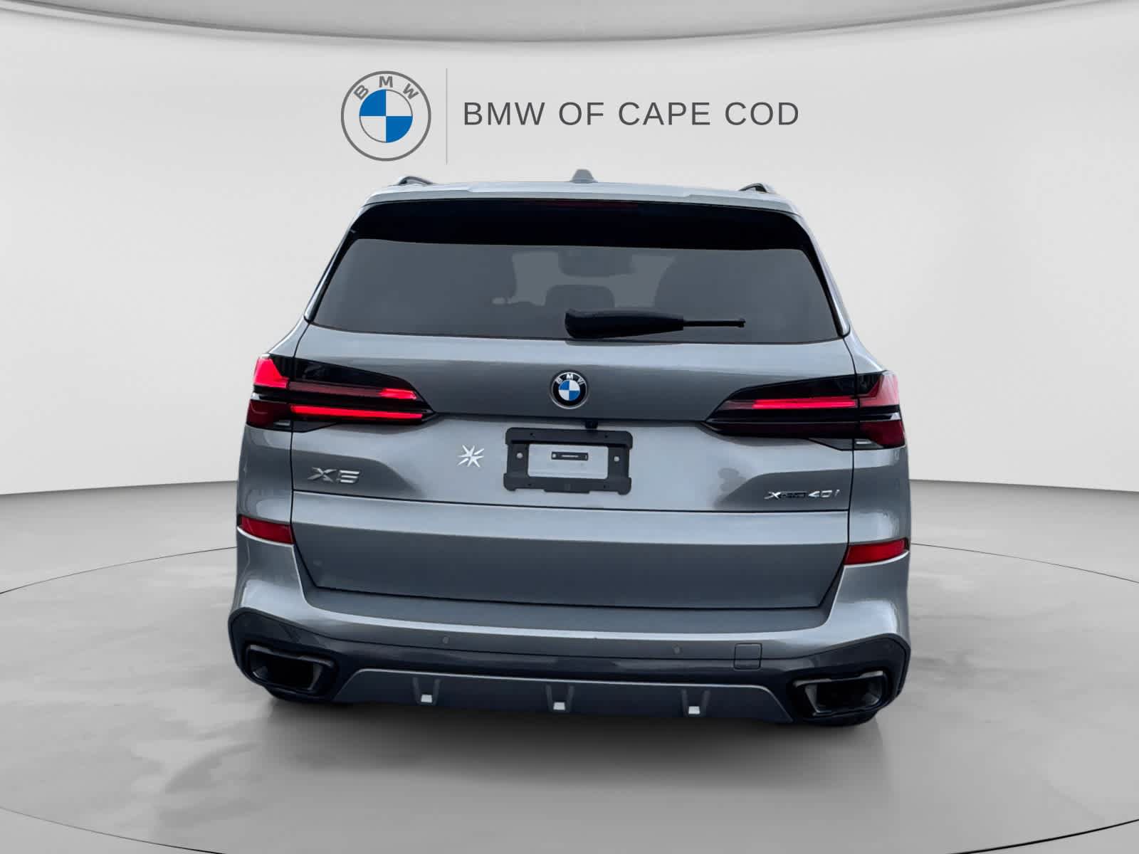 Used 2025 BMW X5 xDrive40i w/ M Sport Package AWD/4WD image 6