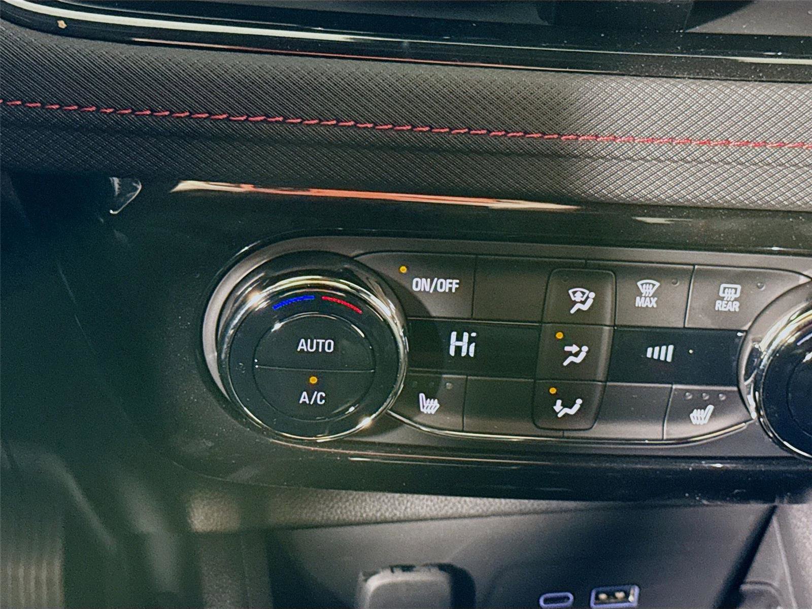 New 2026 Chevrolet TrailBlazer RS w/ Convenience Package AWD/4WD image 15