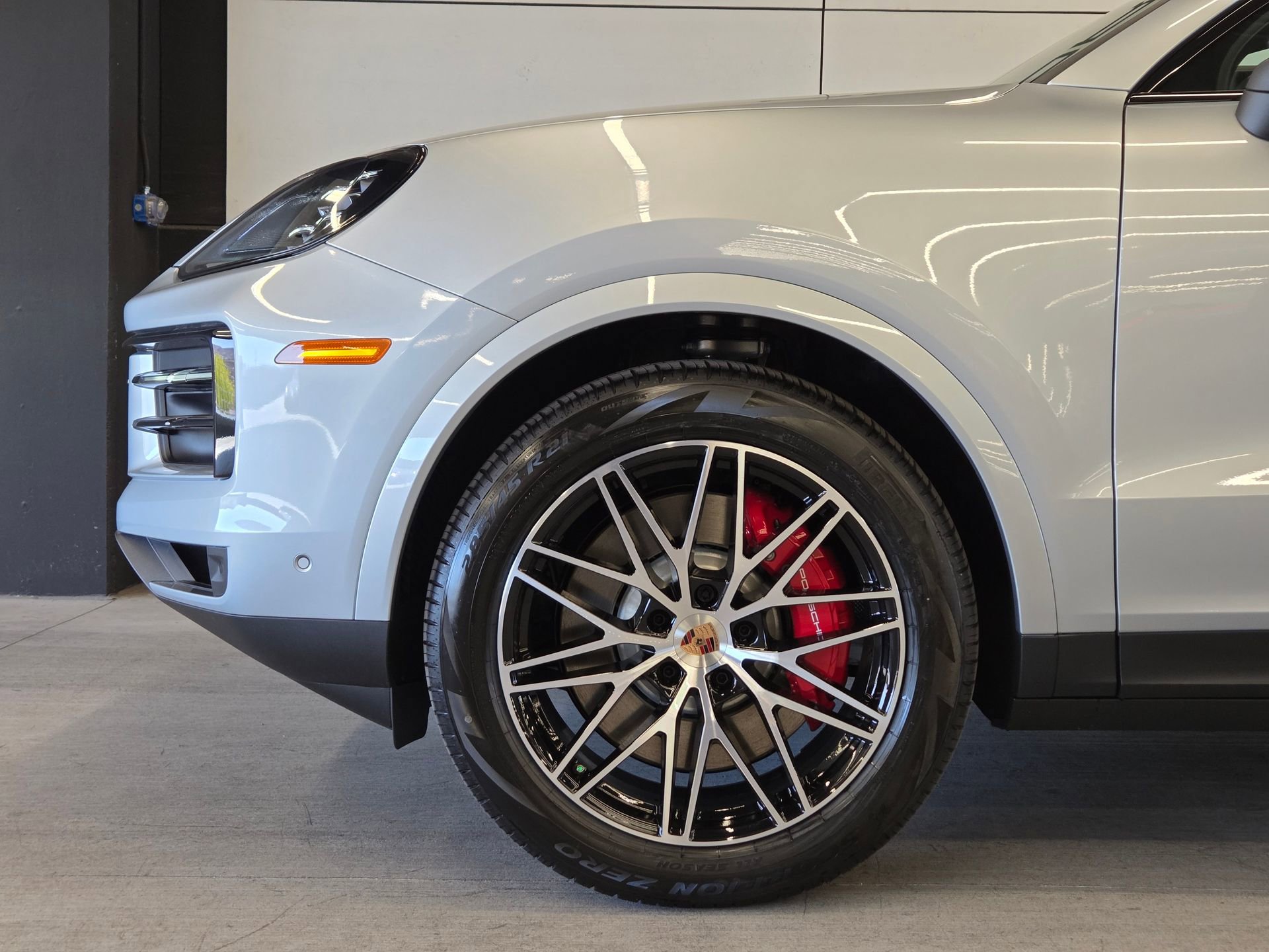 New 2026 Porsche Cayenne S image 9