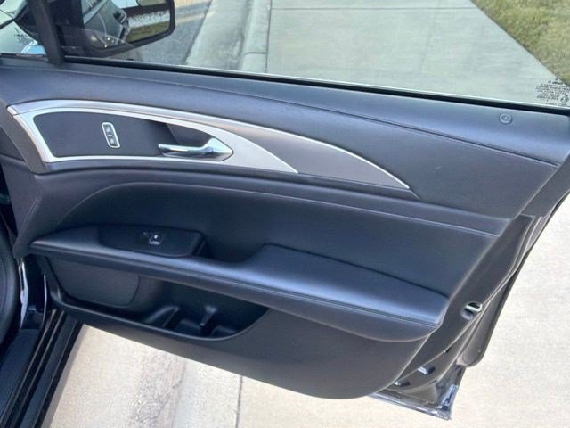 Used 2018 Lincoln MKZ Premiere FWD image 23