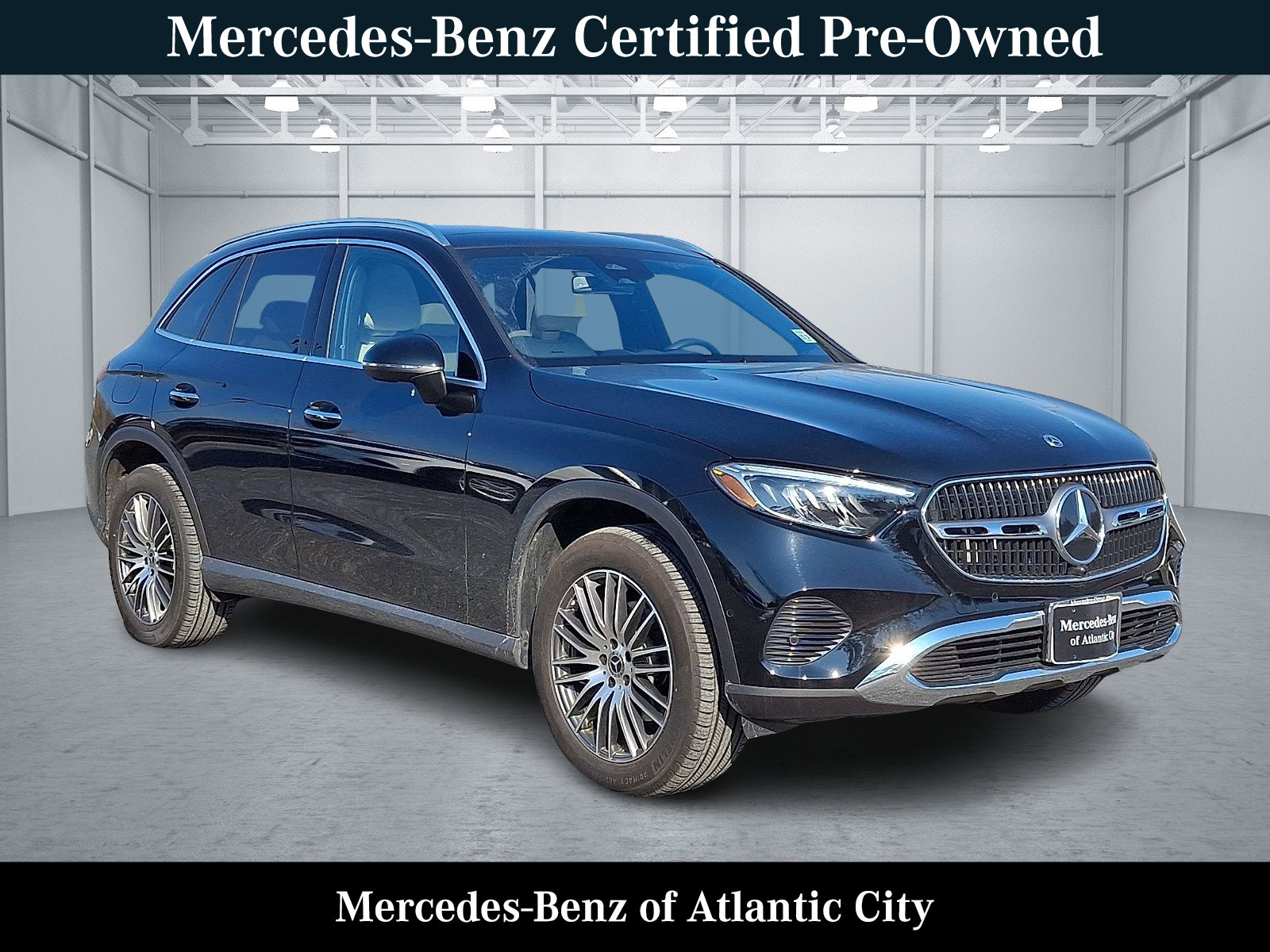 Certified 2026 Mercedes-Benz GLC 300 4MATIC image 1