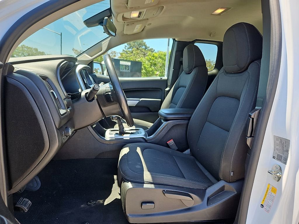 Used 2019 Chevrolet Colorado LT w/ LT Convenience Package RWD image 13
