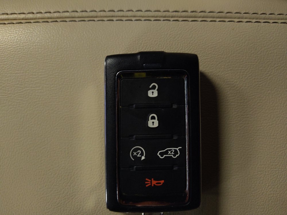 Used 2023 Jeep Grand Cherokee Limited RWD image 32