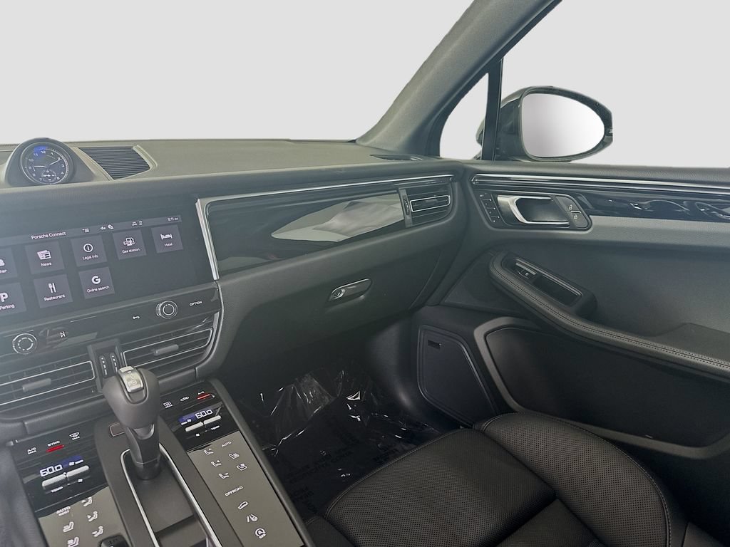 New 2026 Porsche Macan S AWD/4WD image 26