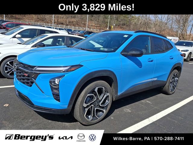 Used 2024 Chevrolet Trax RS w/ Driver Confidence Package image 1