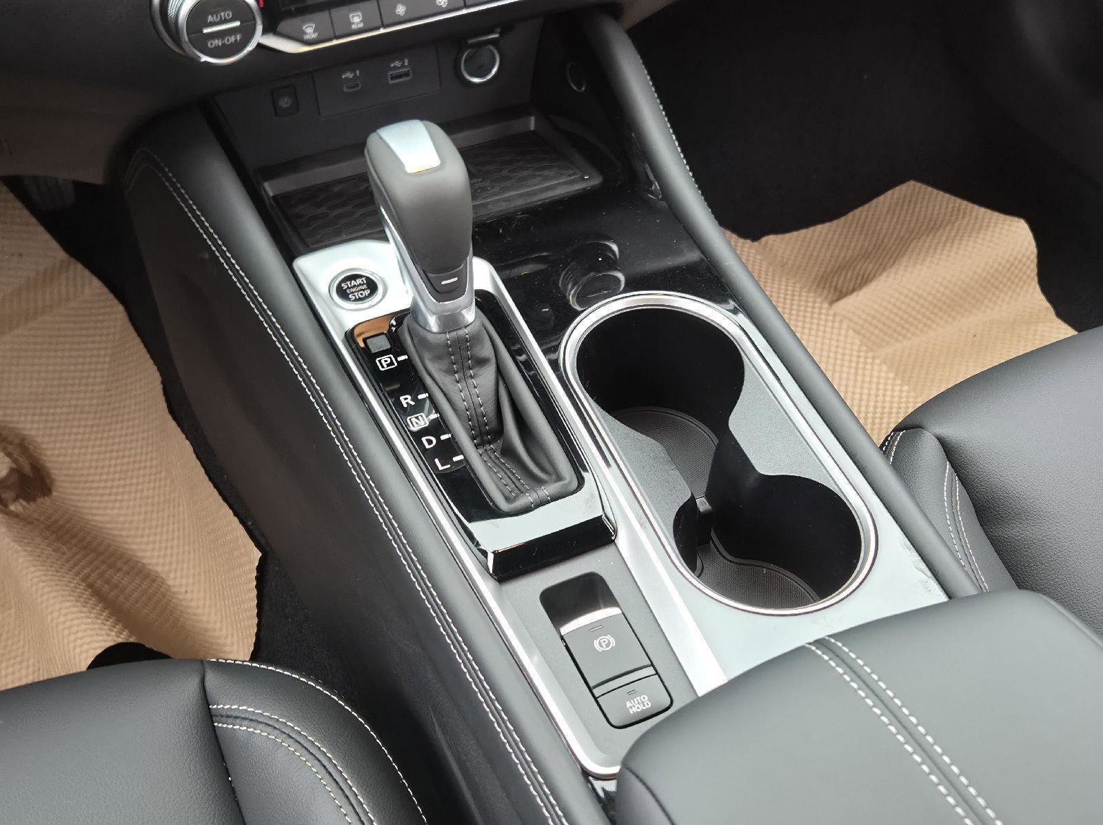 New 2025 Nissan Altima 2.5 SL image 24