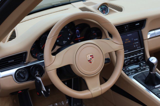 Used 2013 Porsche 911 Carrera image 24
