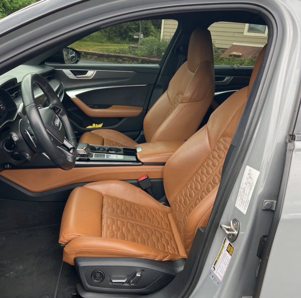 Used 2022 Audi RS 6 AWD/4WD image 4