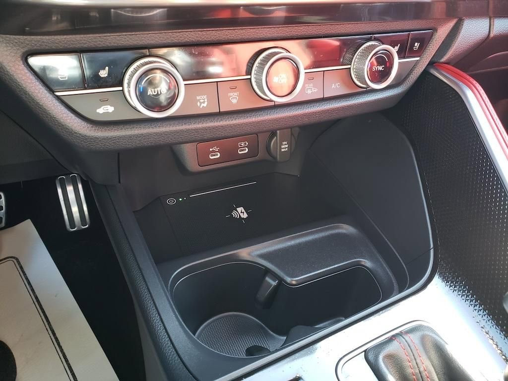 Certified 2025 Acura ADX A-Spec image 28