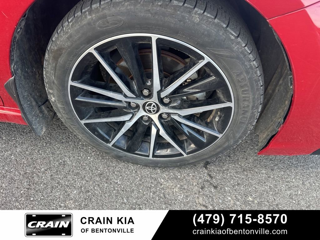 Used 2023 Toyota Camry SE w/ Convenience Package FWD image 9