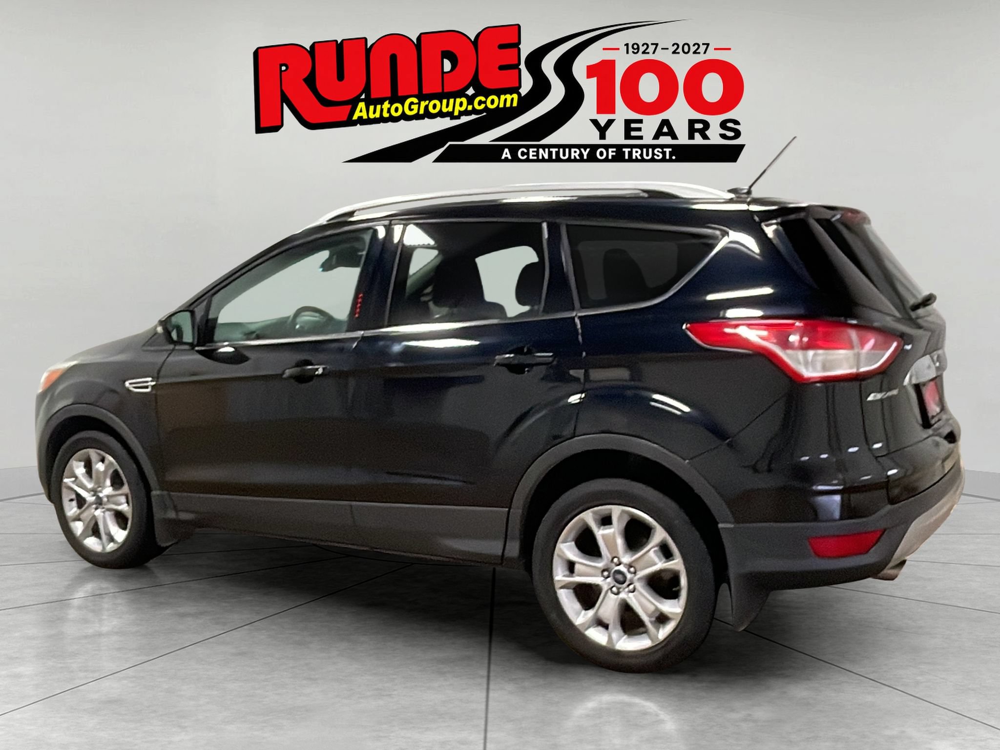 Used 2016 Ford Escape Titanium AWD/4WD image 6