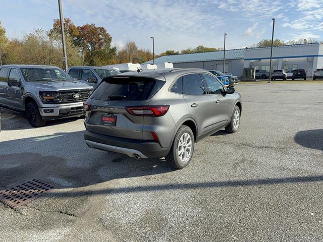 New 2026 Ford Escape Active image 8