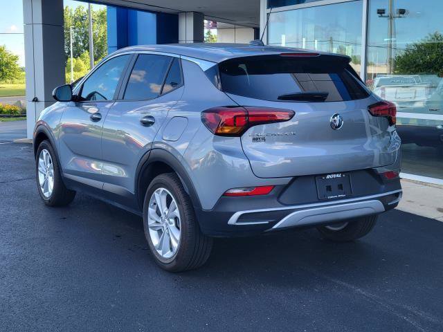 Used 2023 Buick Encore GX Preferred w/ Cold Weather Comfort Package FWD image 5