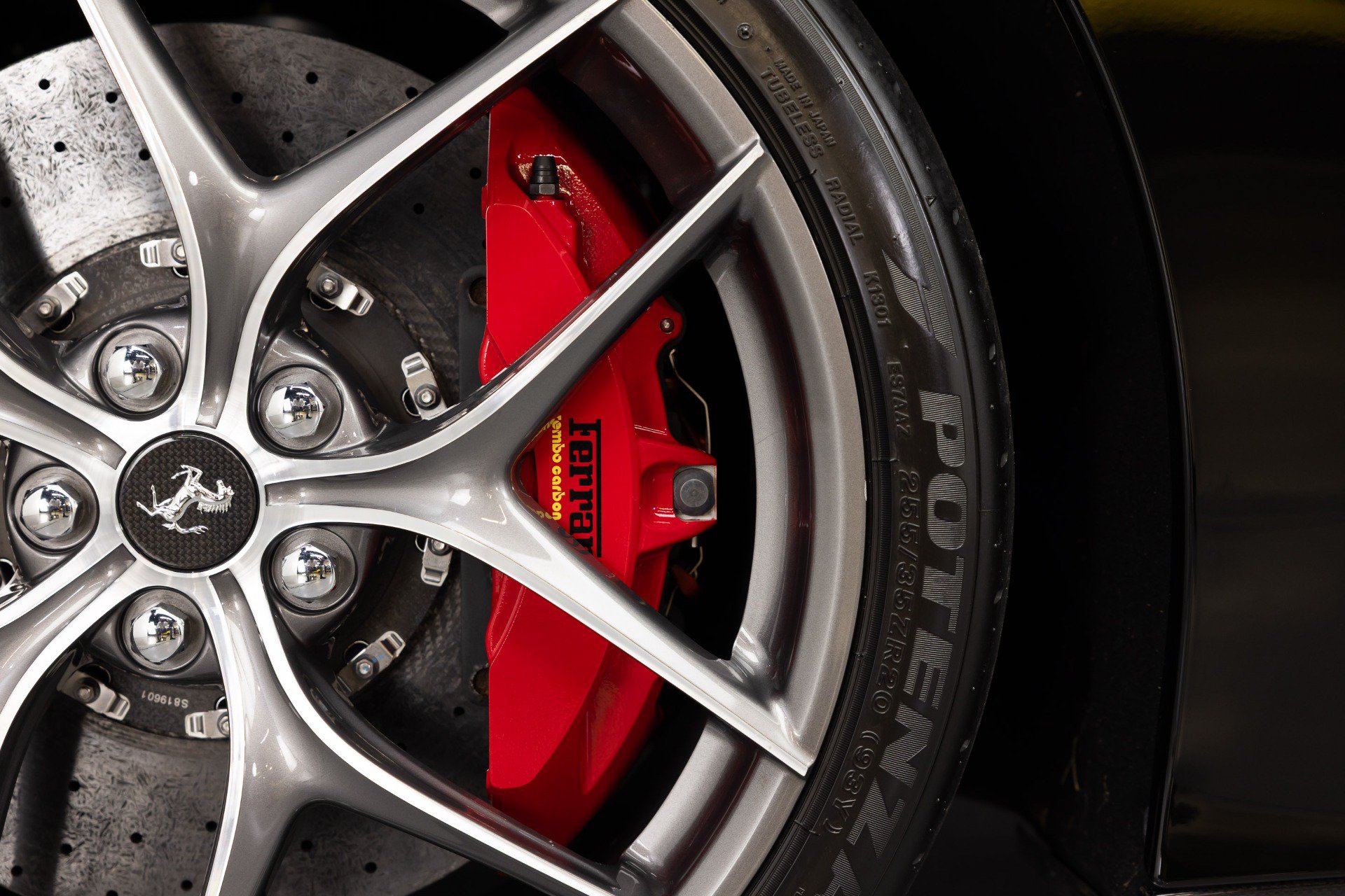 Certified 2014 Ferrari F12 Berlinetta RWD image 12