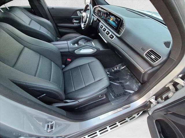 Used 2023 Mercedes-Benz GLS 450 4MATIC image 23
