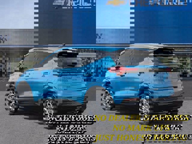 New 2027 Chevrolet Bolt LT w/ Comfort Package image 3