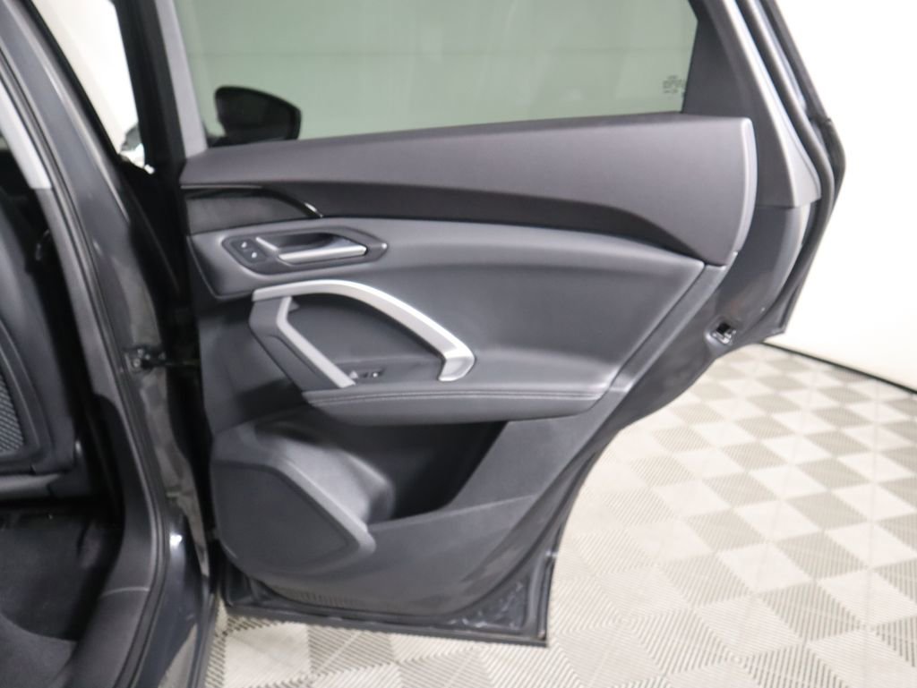 Used 2025 Audi Q5 Premium w/ Convenience Package image 30