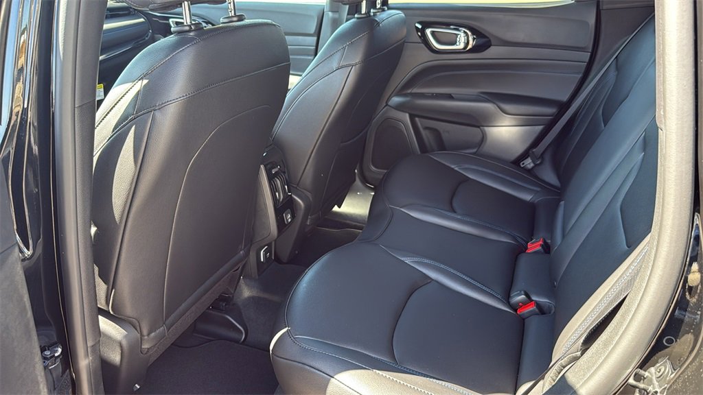 New 2026 Jeep Compass Limited image 12