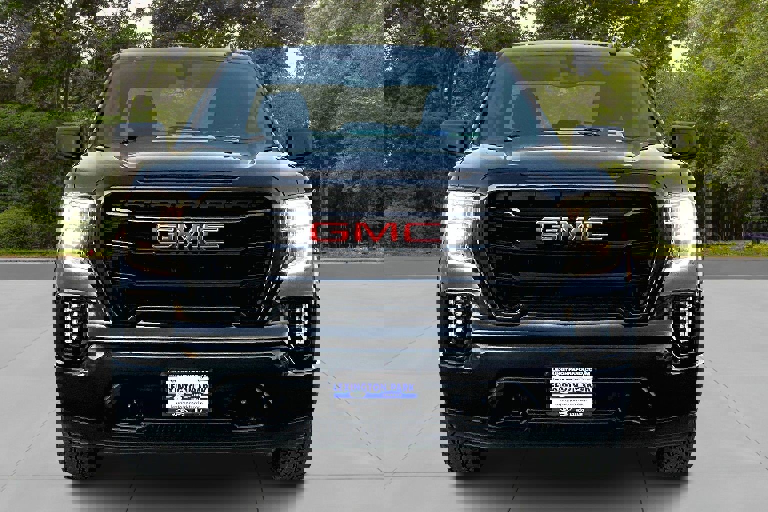 Used 2020 GMC Sierra 1500 Elevation w/ Elevation Value Package image 2