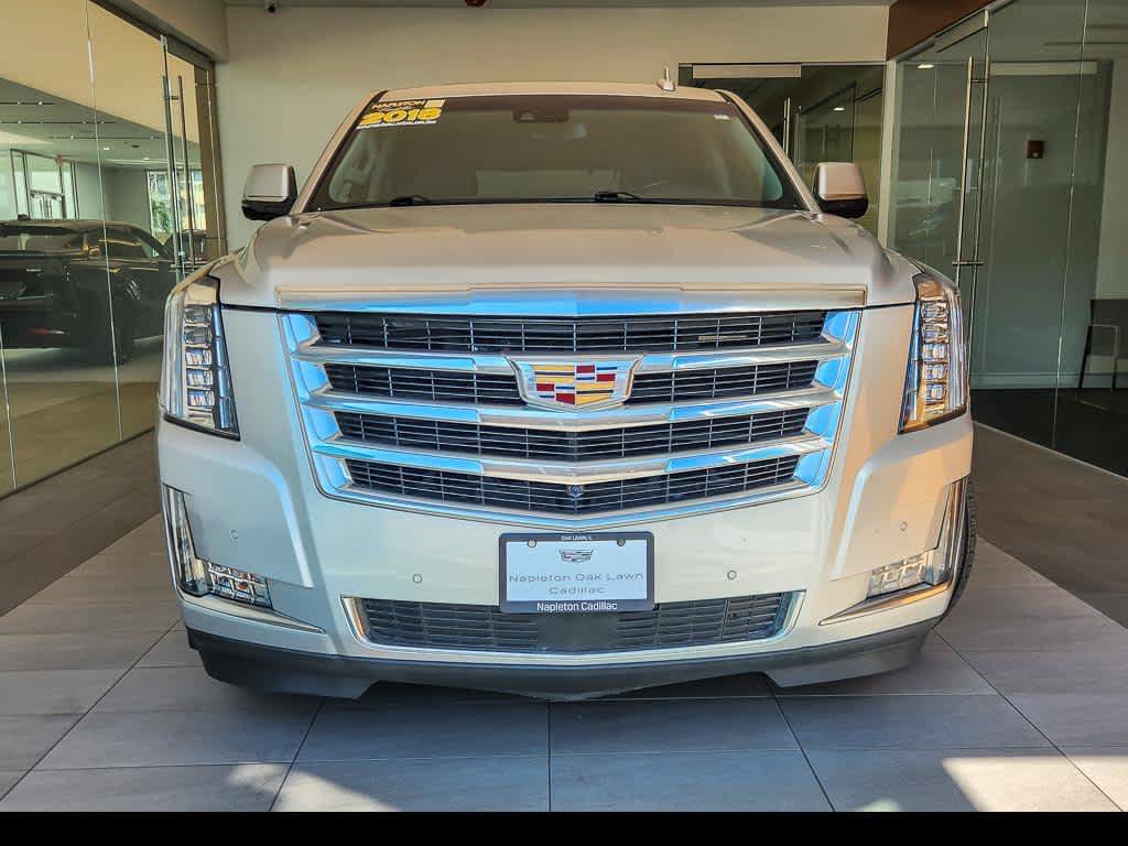 Used 2018 Cadillac Escalade Premium Luxury AWD/4WD image 5
