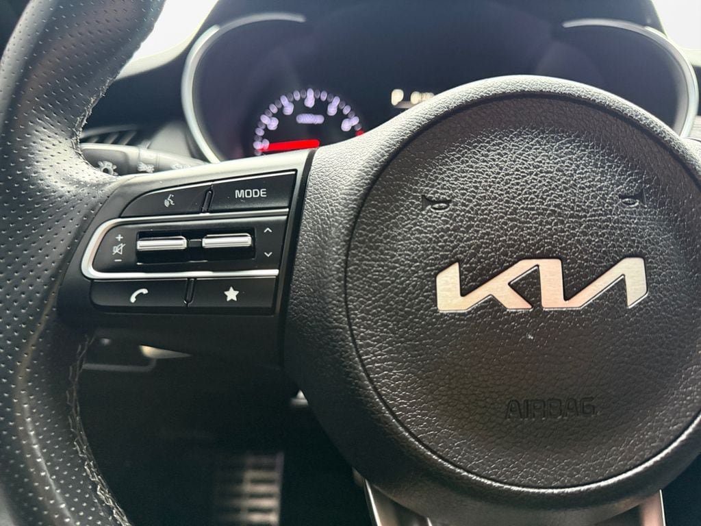 Certified 2022 Kia Stinger GT-Line AWD/4WD image 25