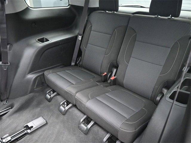 Used 2023 GMC Acadia SLE image 14