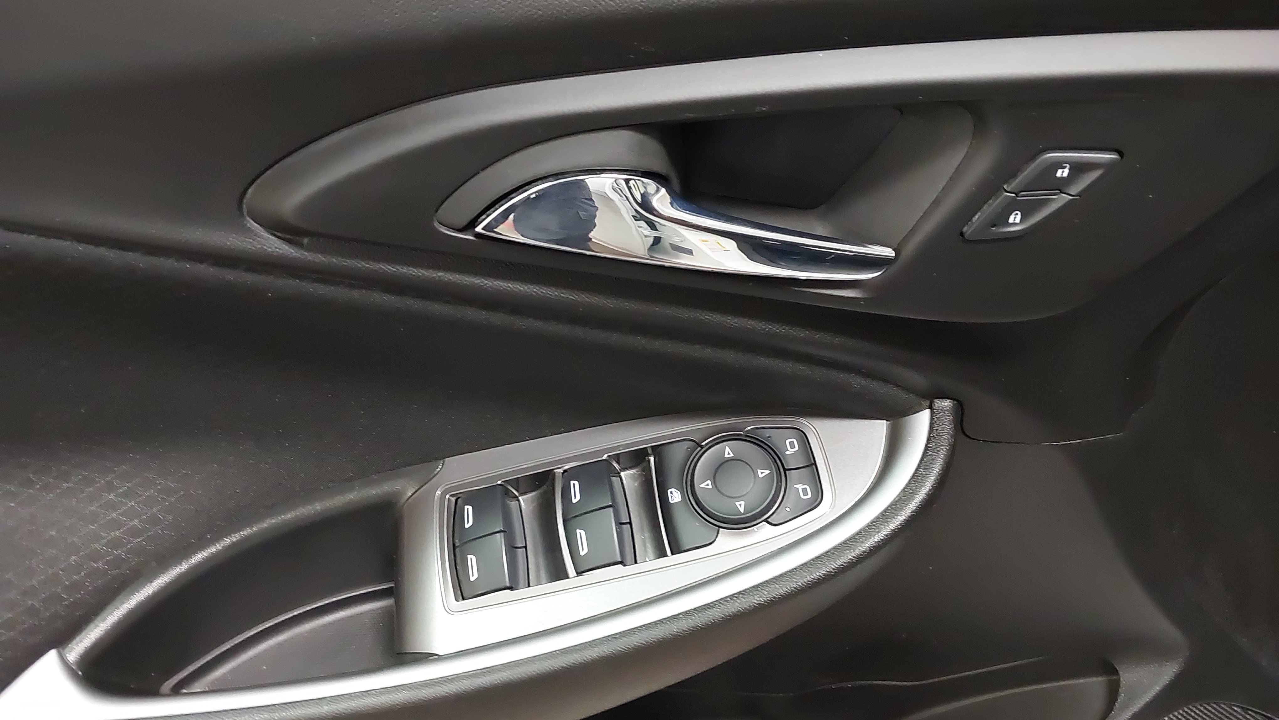 Used 2024 Chevrolet Malibu LS FWD image 25