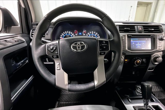 Used 2019 Toyota 4Runner SR5 Premium AWD/4WD image 5
