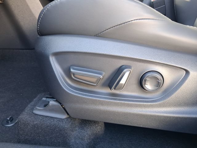 New 2026 Subaru Solterra AWD/4WD image 20