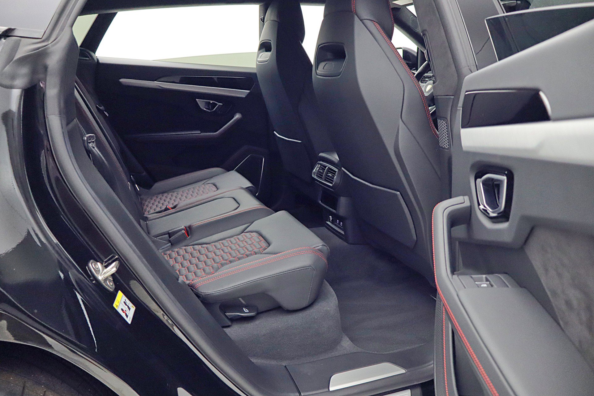 Used 2024 Lamborghini Urus S image 44