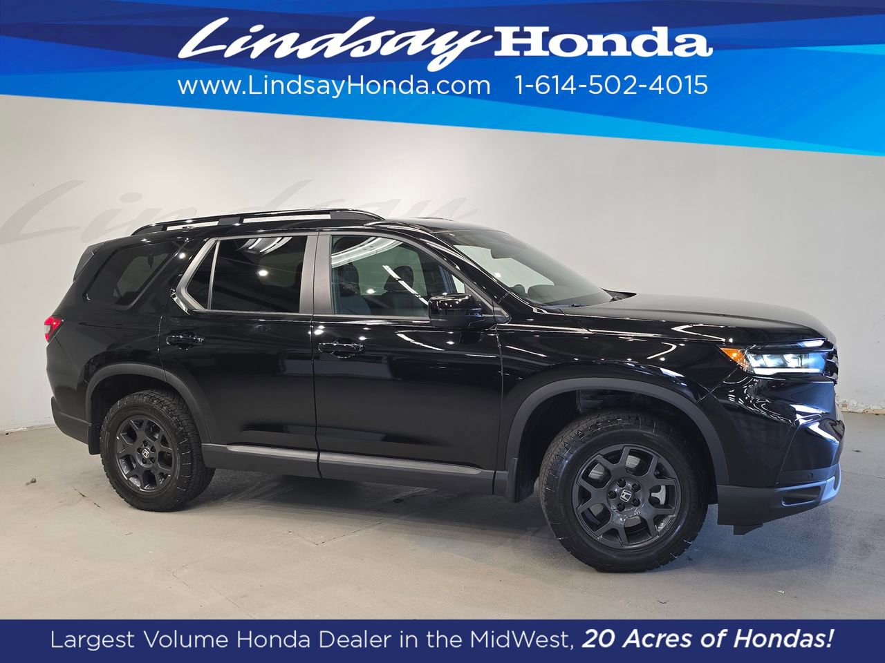 Used 2023 Honda Pilot TrailSport image 3