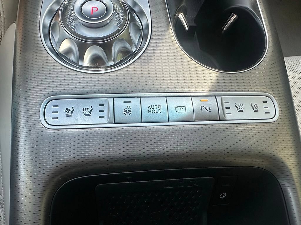 Used 2023 Genesis GV60 Performance AWD/4WD image 18