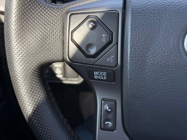 Used 2020 Toyota Tacoma TRD Off-Road w/ TRD Premium Off Road Package AWD/4WD image 29