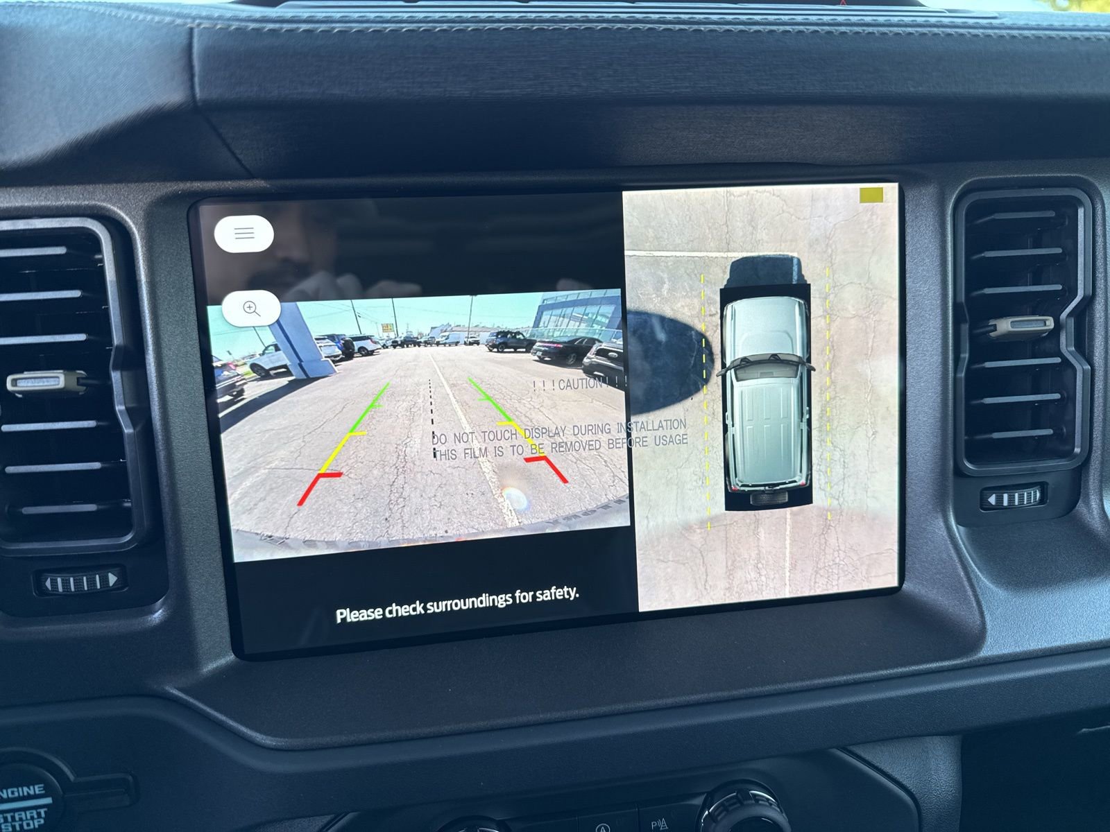 New 2025 Ford Bronco Badlands image 7