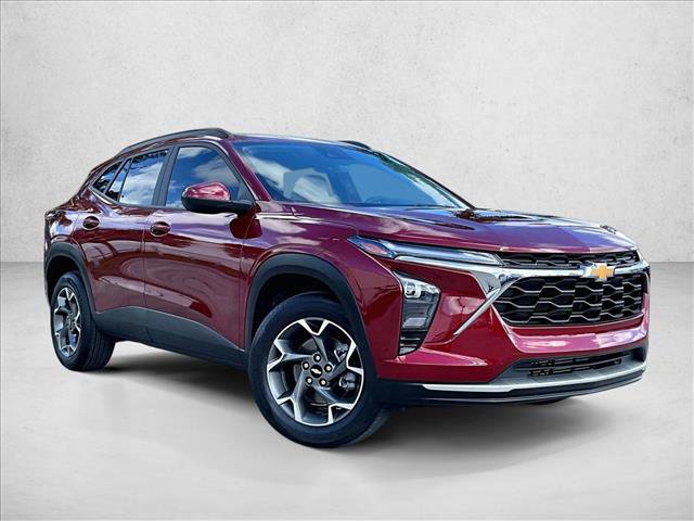 Certified 2025 Chevrolet Trax LT w/ Driver Confidence Package image 12