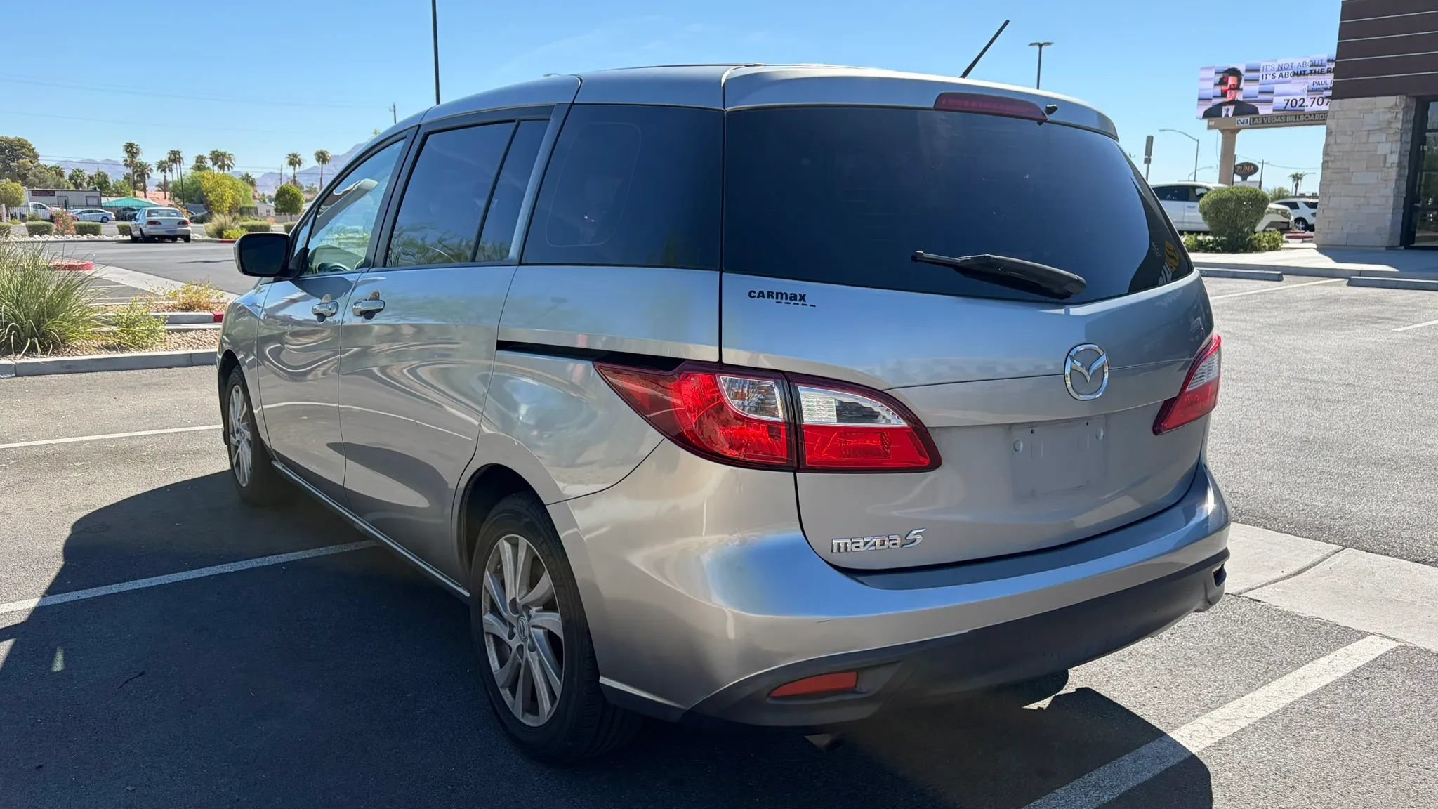 Used 2012 MAZDA MAZDA5 Sport FWD image 3