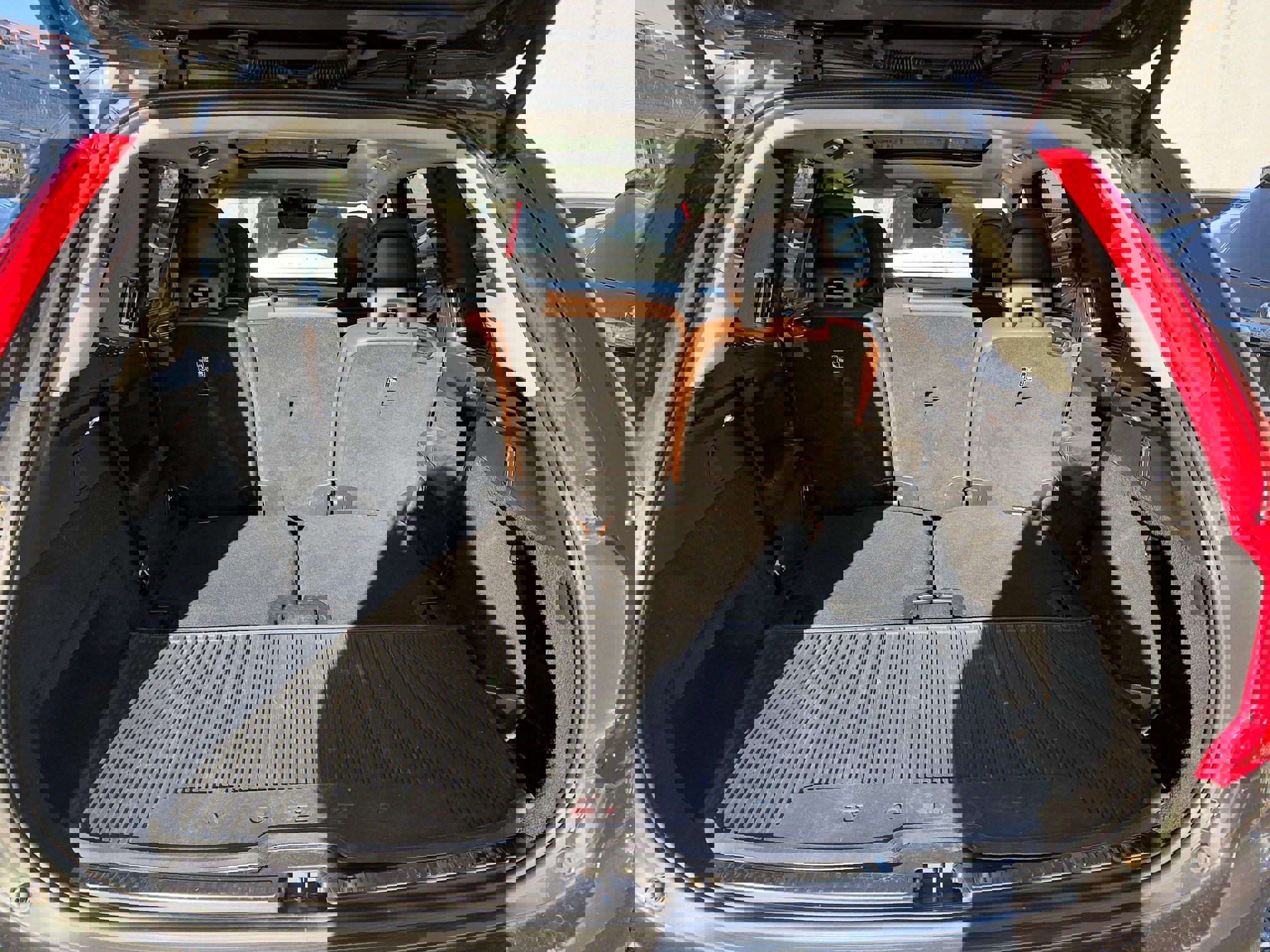 Used 2020 Volvo XC90 T6 Inscription w/ Protection Package image 7