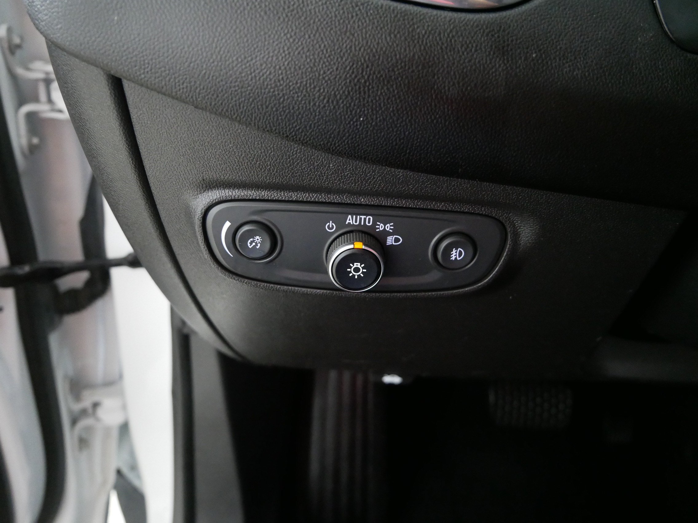Used 2020 Chevrolet Equinox LT AWD/4WD image 26