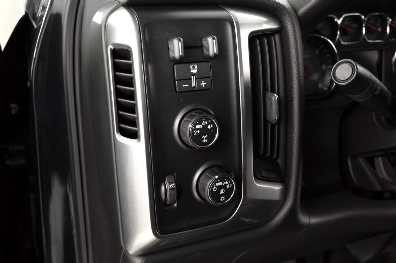 Used 2015 Chevrolet Silverado 1500 LT image 26