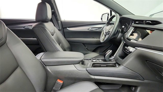 Certified 2024 Cadillac XT5 Luxury image 24