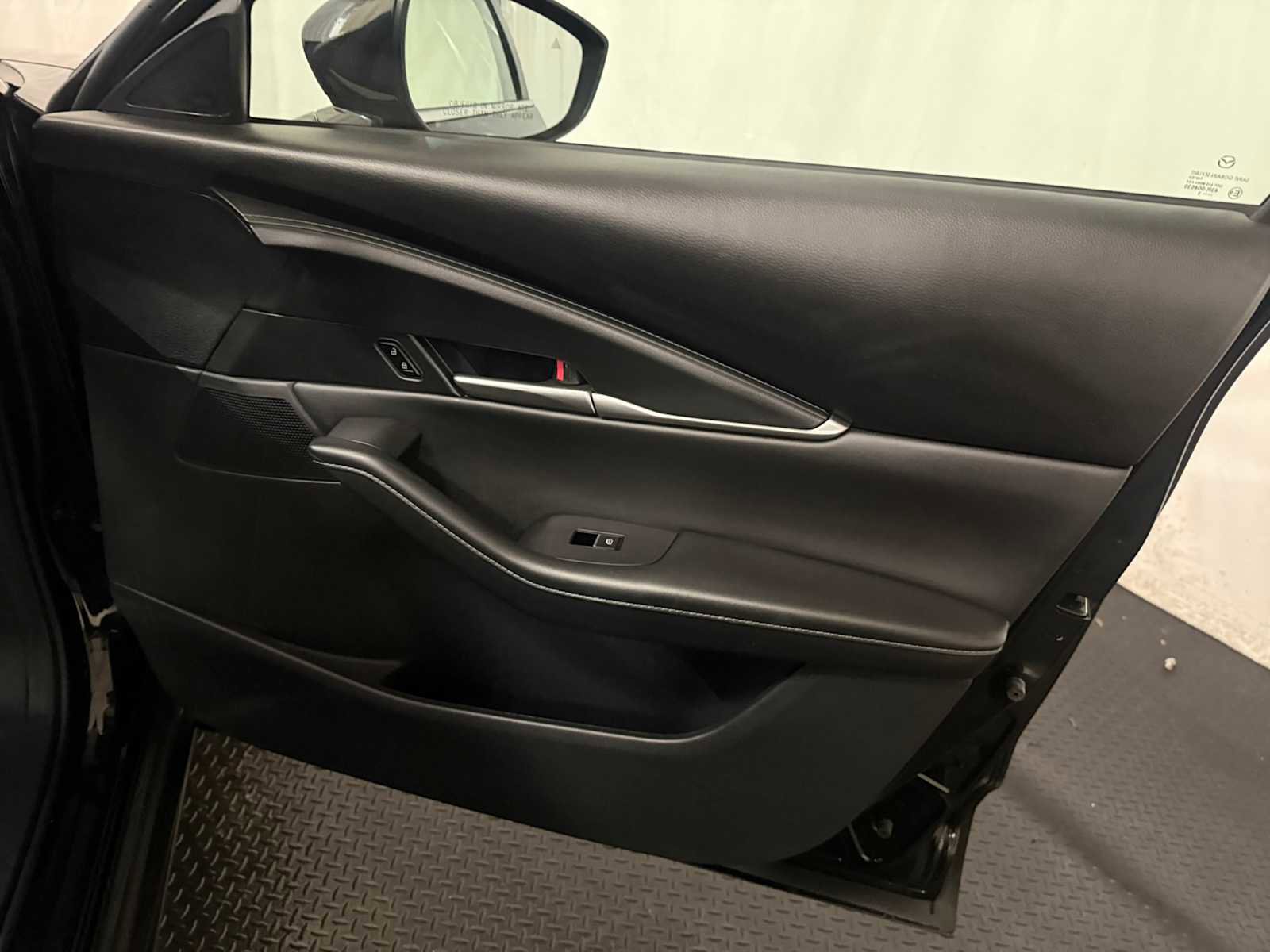 Certified 2023 MAZDA CX-30 AWD 2.5 S w/ Select Package image 28