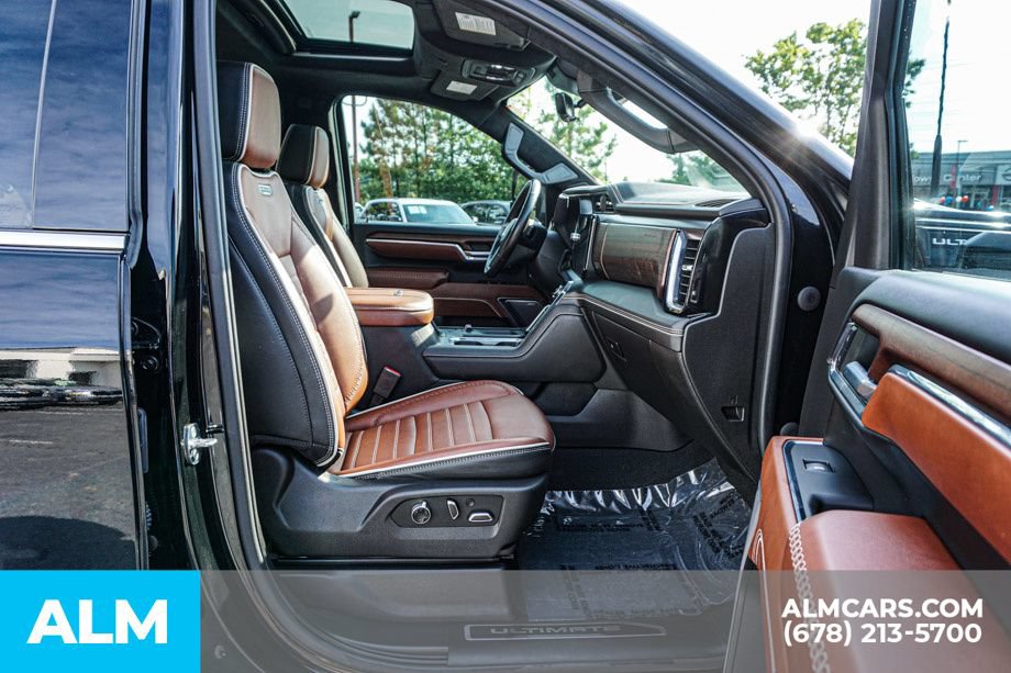 Used 2024 GMC Sierra 3500 Denali Ultimate AWD/4WD image 22