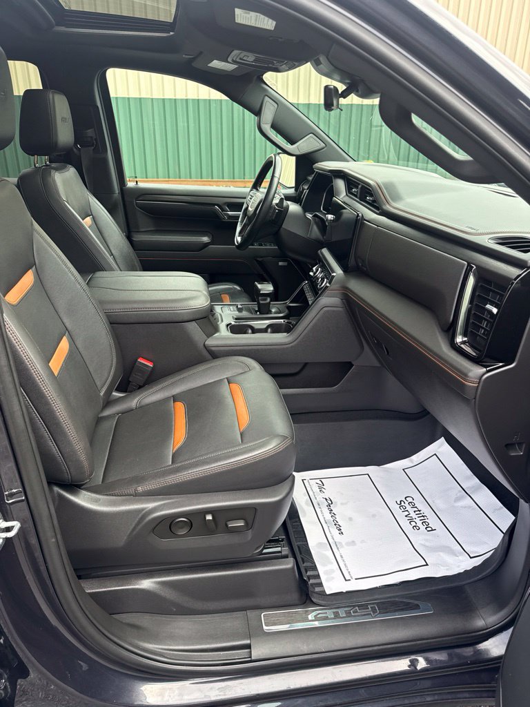 Certified 2023 GMC Sierra 1500 AT4 w/ Technology Package AWD/4WD image 14