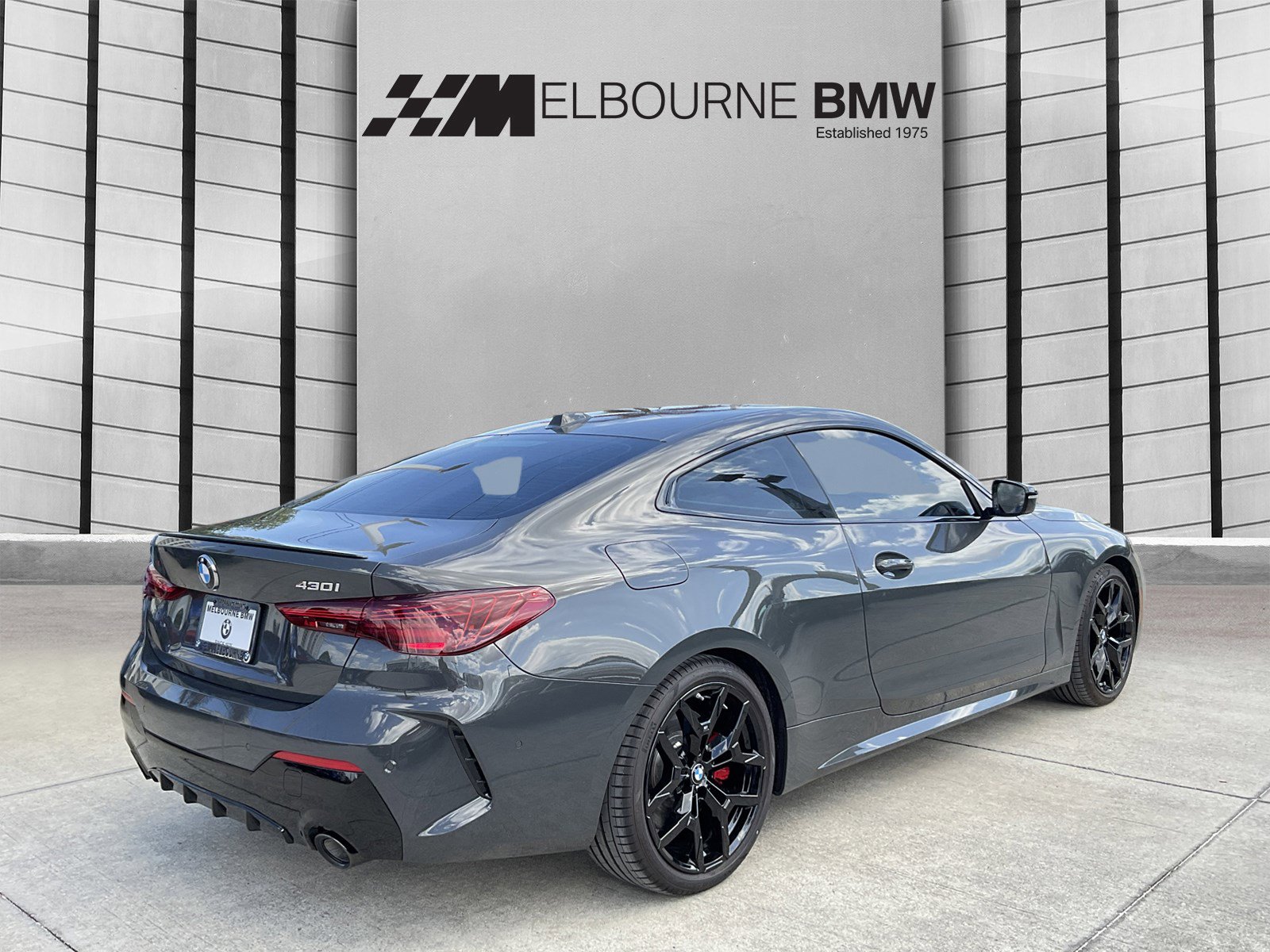 New 2026 BMW 430i Coupe w/ M Sport Package image 4